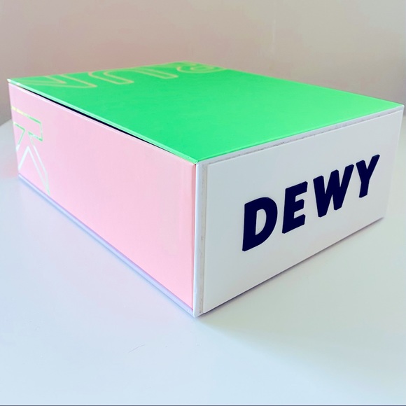 Drunk Elephant Neon coloured storage box with magnetic catch at edges - Picture 3 of 8